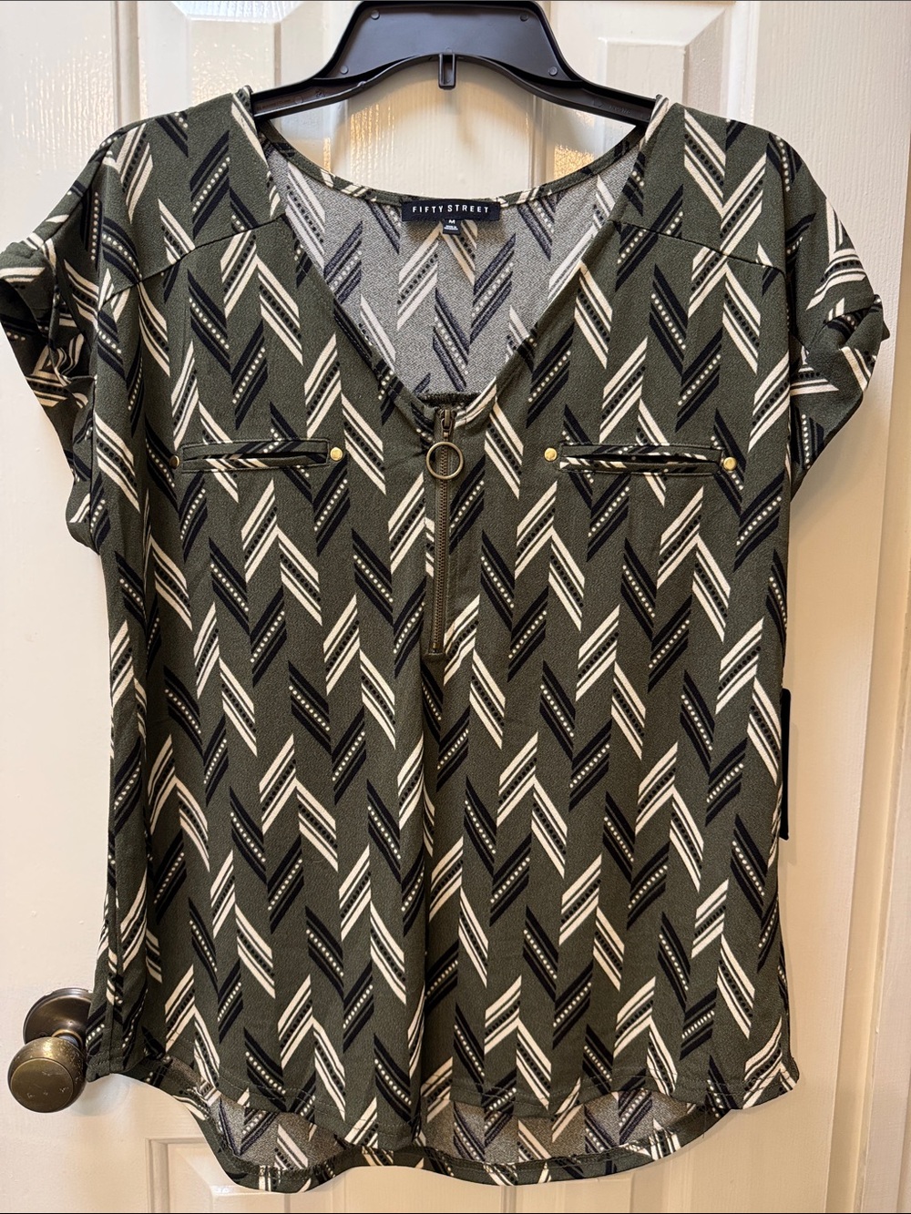 Twenty Streets Olive Chevron Zip-Front Blouse